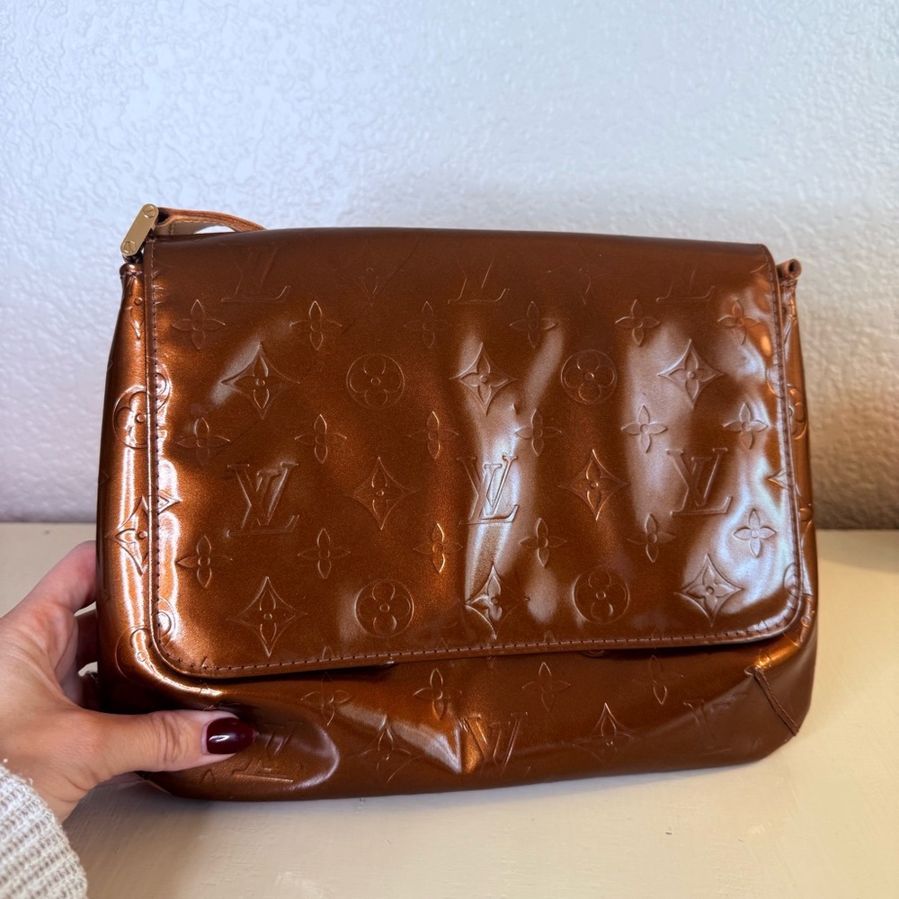 Louis Vuitton Vernis Thompson Street Crossbody M91124 - Ripped Strap